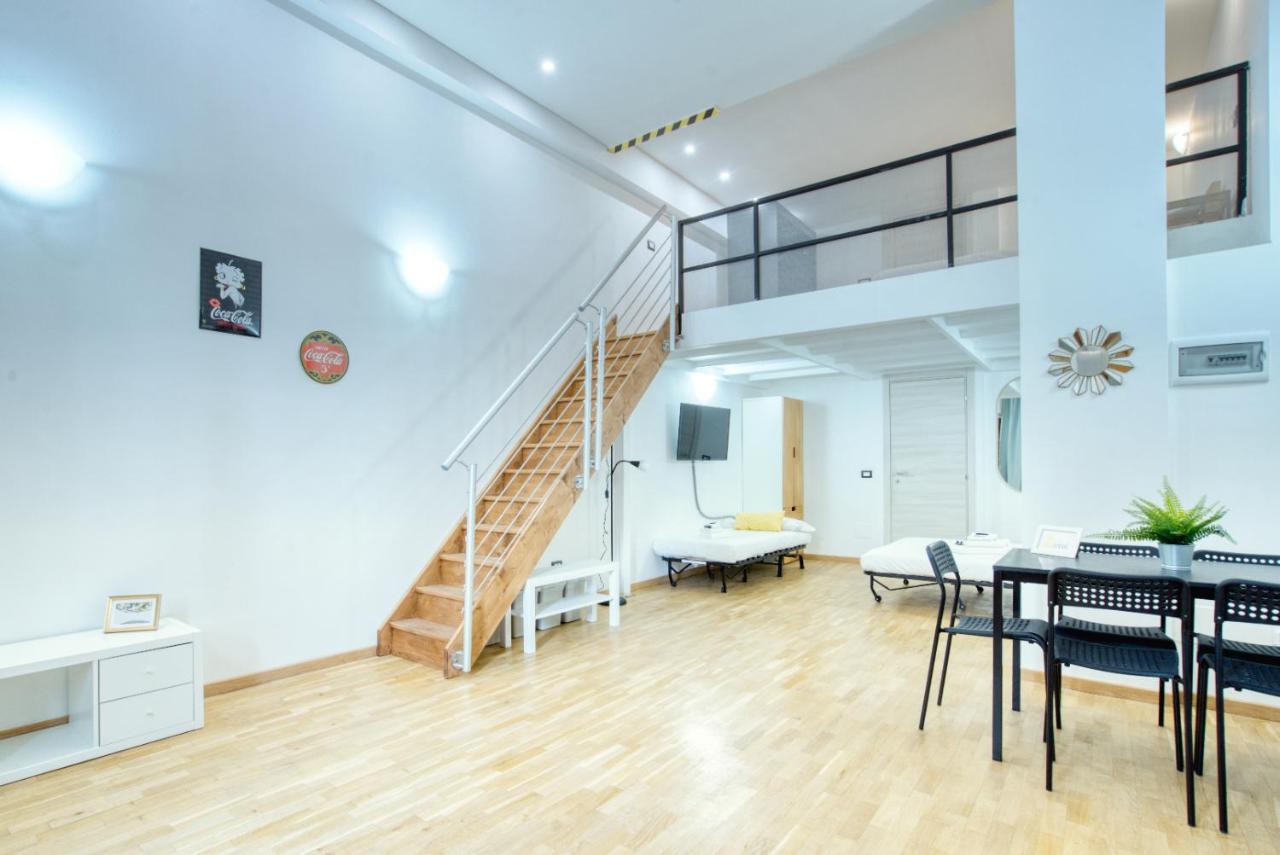 Emo 19 Apartamento Milán
